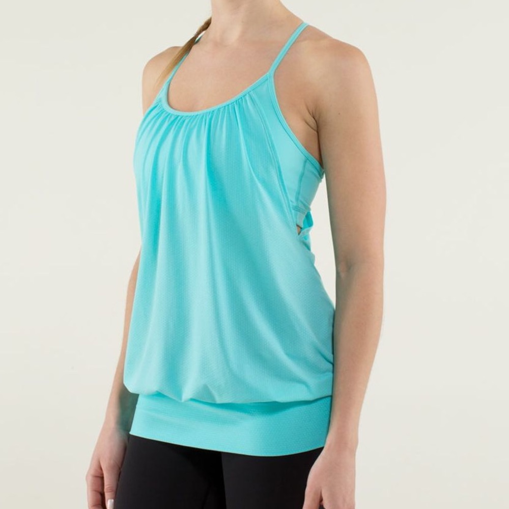 Lululemon No Limits size 4 tank